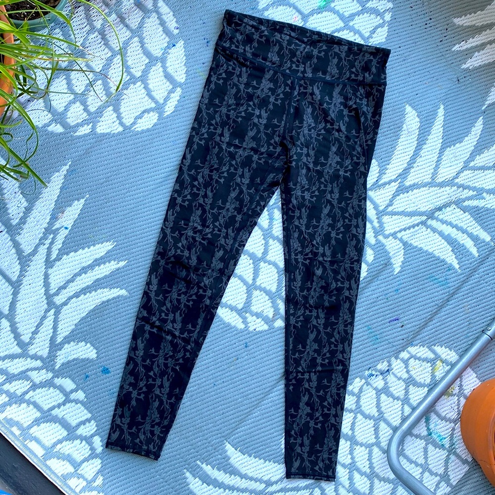 Black Floral Leggings Fabletics